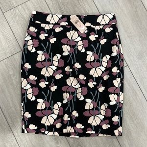 Anne Taylor Aline flowered skirt 0P